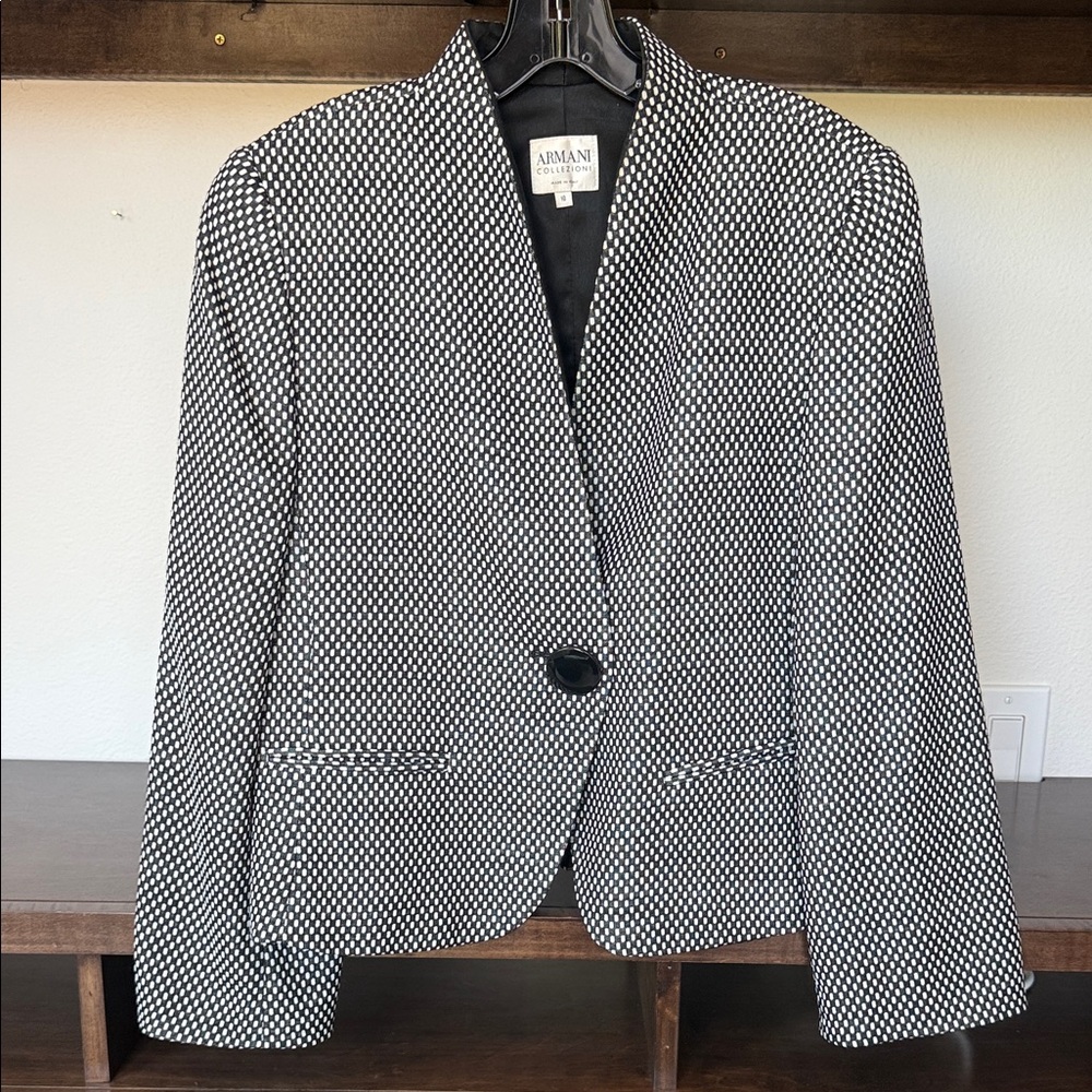 Armani Black and White Women's Blazer - Size 10